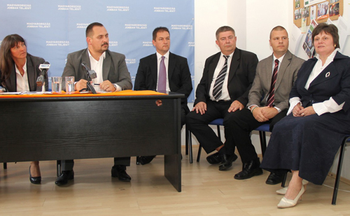 A Fidesz tiszaújvárosi jelölt-csapatát mutatta be a megyei elnök